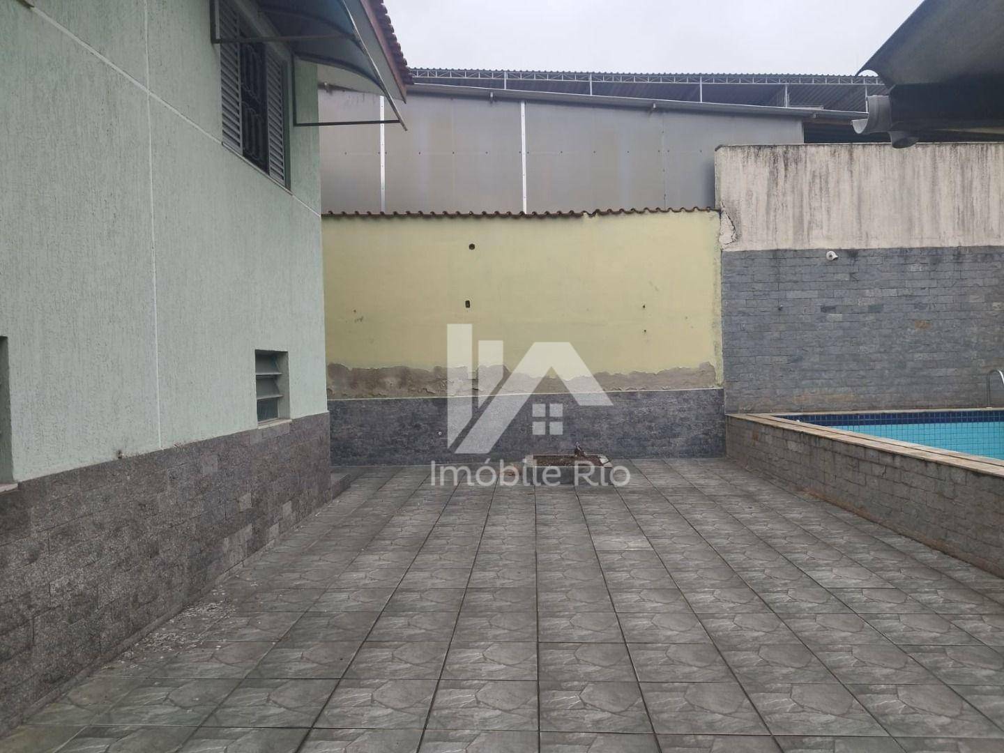 Casa à venda com 3 quartos, 258m² - Foto 52