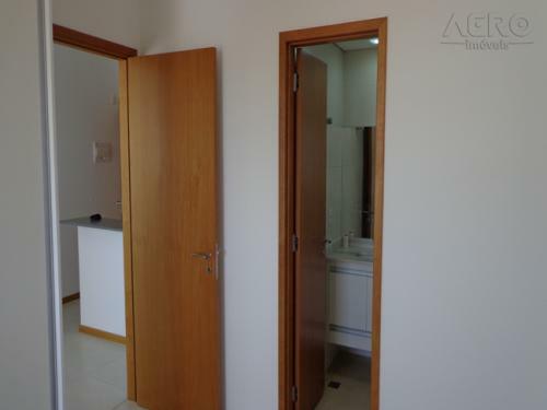 Apartamento à venda com 1 quarto, 48m² - Foto 2