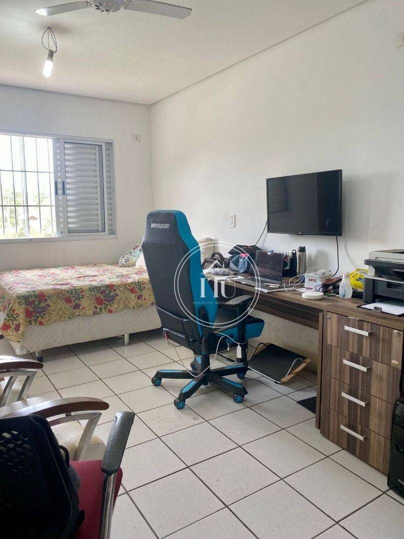 Chácara à venda e aluguel com 6 quartos, 800m² - Foto 8