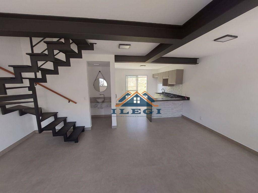 Casa de Condomínio para alugar com 3 quartos, 96m² - Foto 4