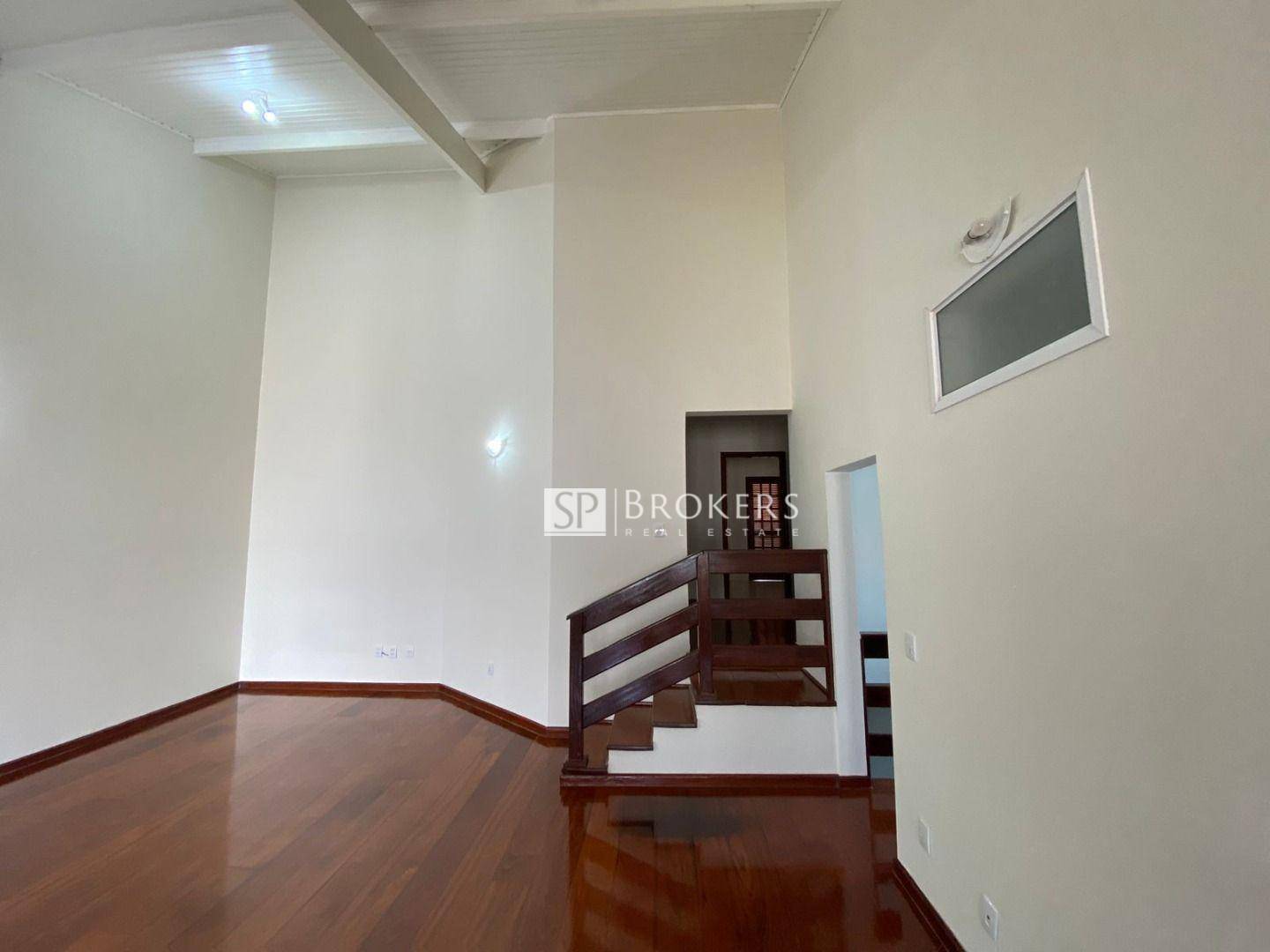 Casa para alugar com 4 quartos, 300m² - Foto 20