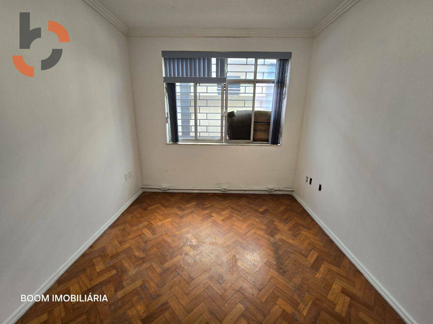 Apartamento para alugar com 3 quartos, 95m² - Foto 4