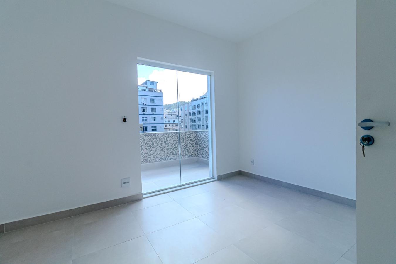 Apartamento à venda com 3 quartos, 135m² - Foto 31