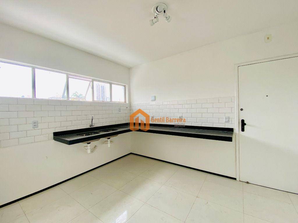 Apartamento à venda com 3 quartos, 170m² - Foto 10