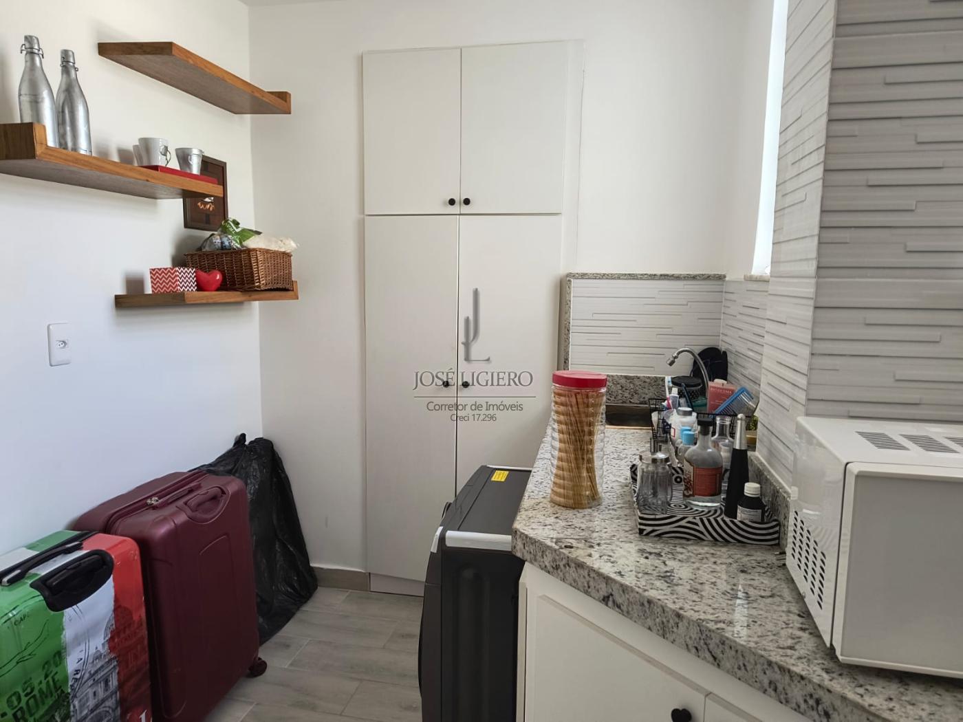 Apartamento à venda com 2 quartos, 75m² - Foto 20