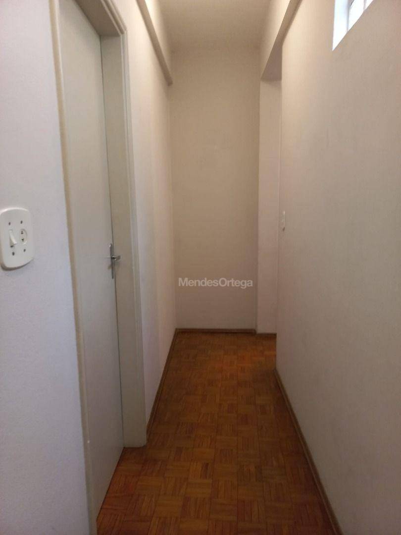 Apartamento para alugar com 2 quartos, 65m² - Foto 25