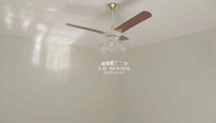 Apartamento à venda com 2 quartos, 55m² - Foto 7