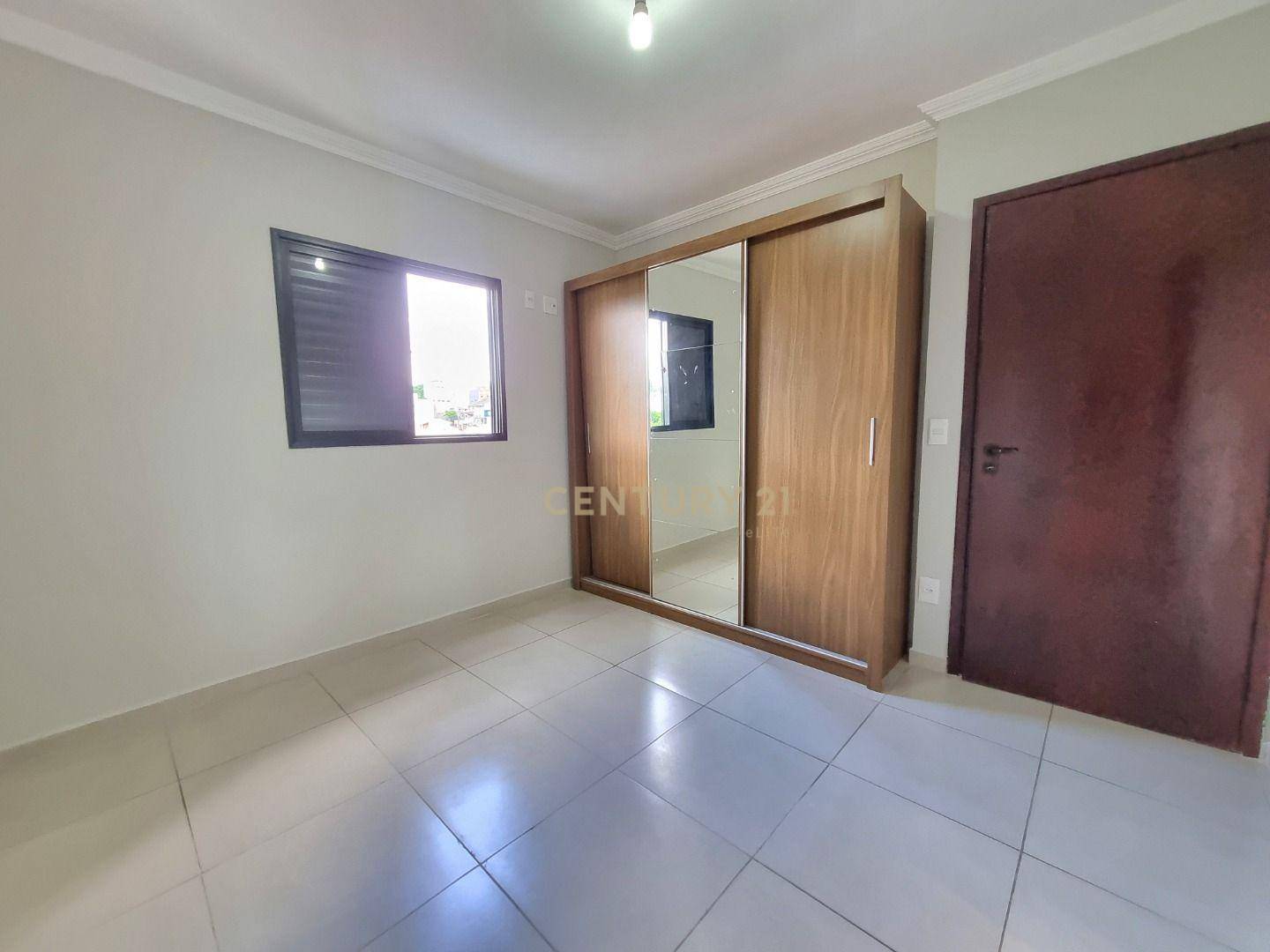 Apartamento para alugar com 2 quartos, 65m² - Foto 19