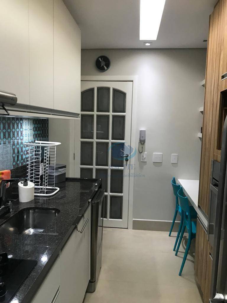 Apartamento à venda com 3 quartos, 70m² - Foto 3