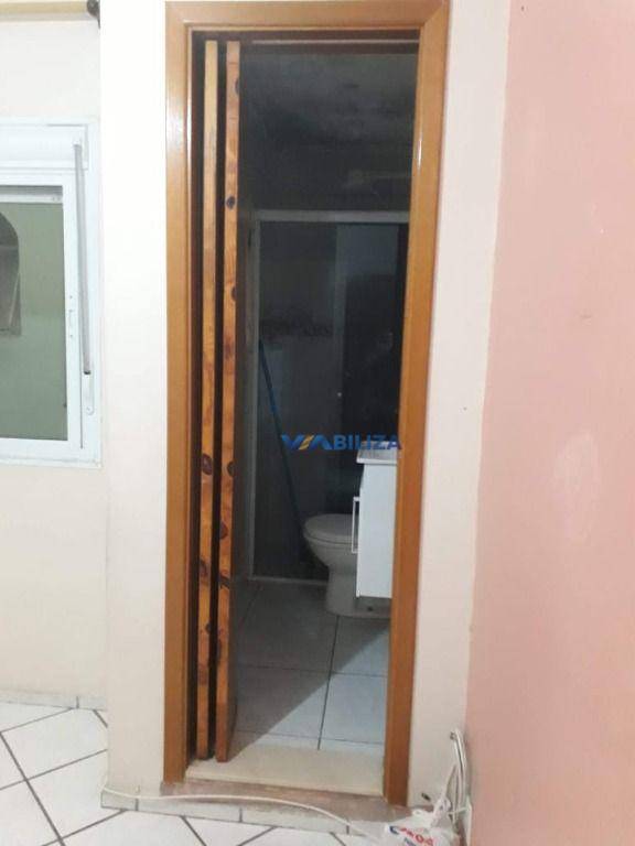 Sobrado à venda com 3 quartos, 200m² - Foto 11