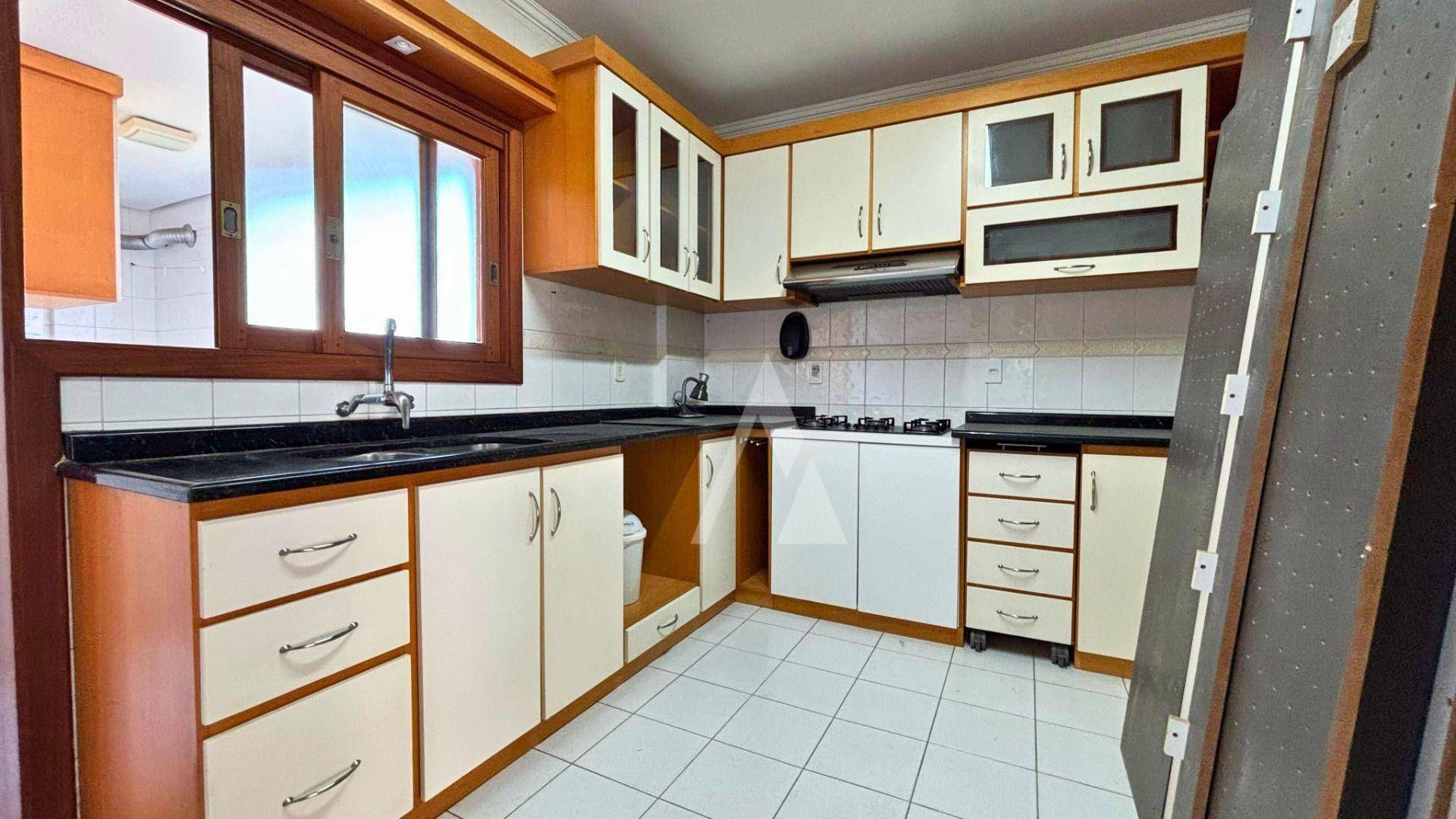 Apartamento à venda com 3 quartos, 139m² - Foto 8