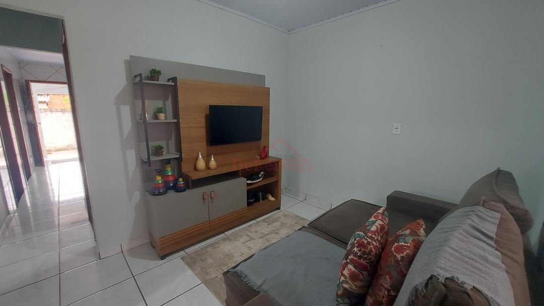 Casa à venda com 2 quartos, 337m² - Foto 4