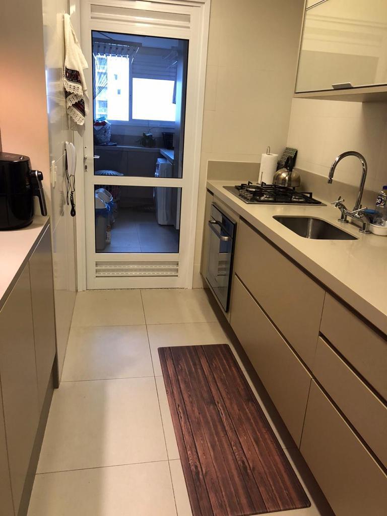 Apartamento à venda com 3 quartos, 97m² - Foto 14