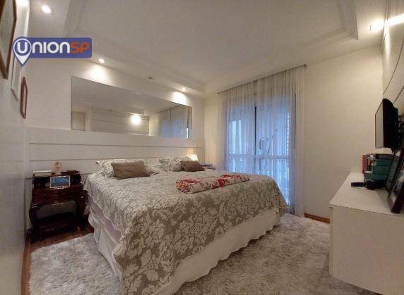 Apartamento à venda com 4 quartos, 213m² - Foto 12