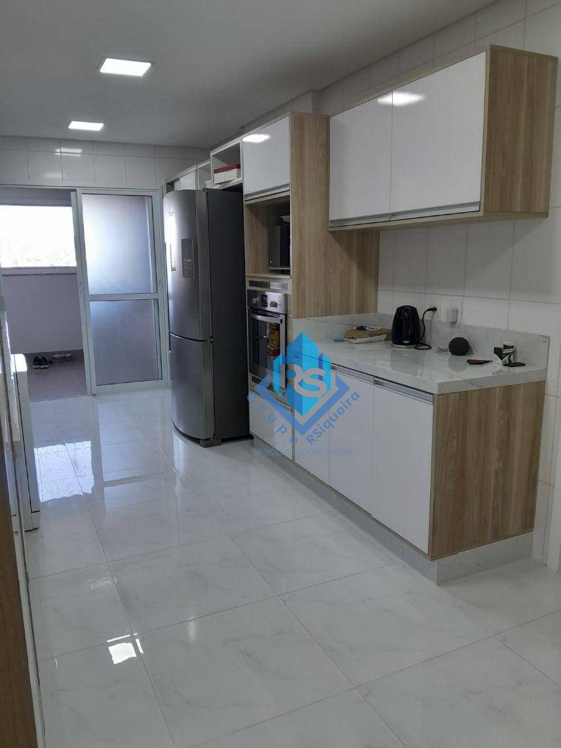 Apartamento à venda com 3 quartos, 158m² - Foto 7