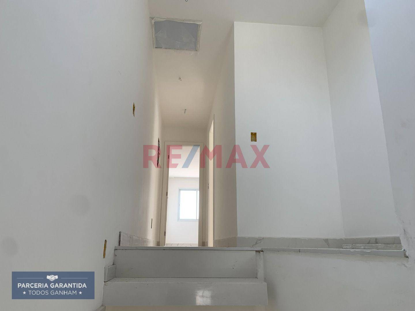 Casa à venda com 4 quartos, 177m² - Foto 15