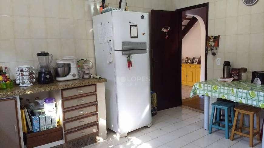 Casa de Condomínio à venda com 3 quartos, 198m² - Foto 14