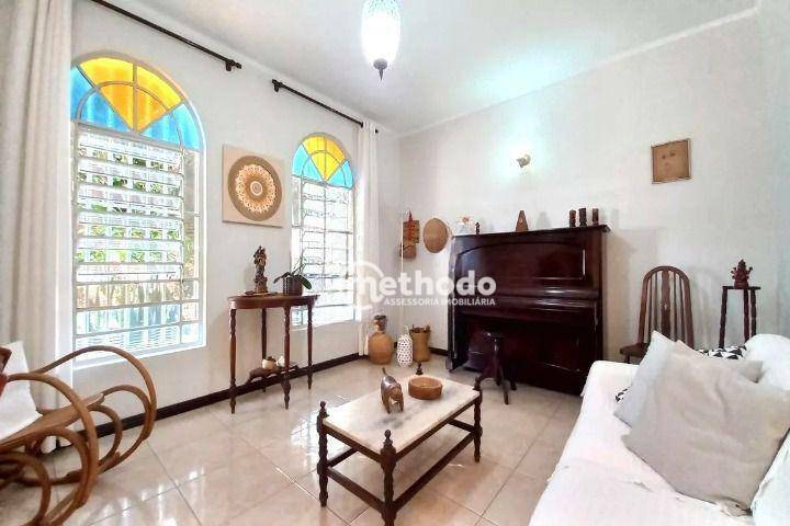 Casa à venda com 3 quartos, 137m² - Foto 2