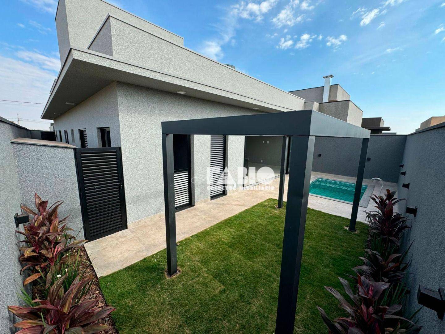 Casa de Condomínio à venda com 3 quartos, 151m² - Foto 2