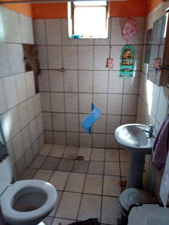 Casa à venda com 3 quartos, 197m² - Foto 13