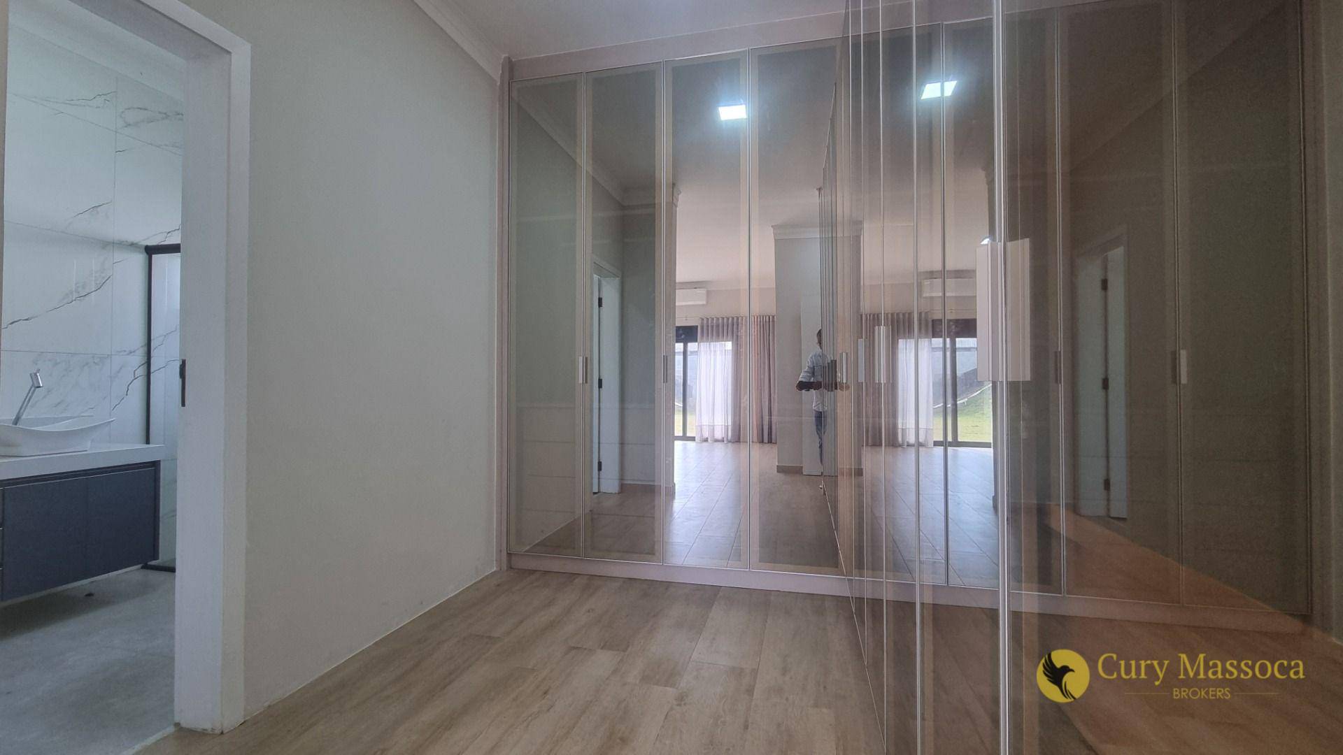 Casa de Condomínio à venda com 4 quartos, 320m² - Foto 40