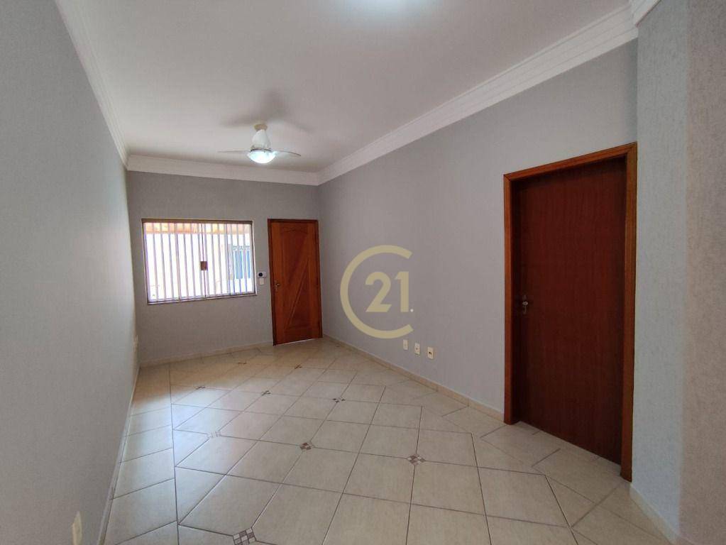 Casa para alugar com 3 quartos, 134m² - Foto 21