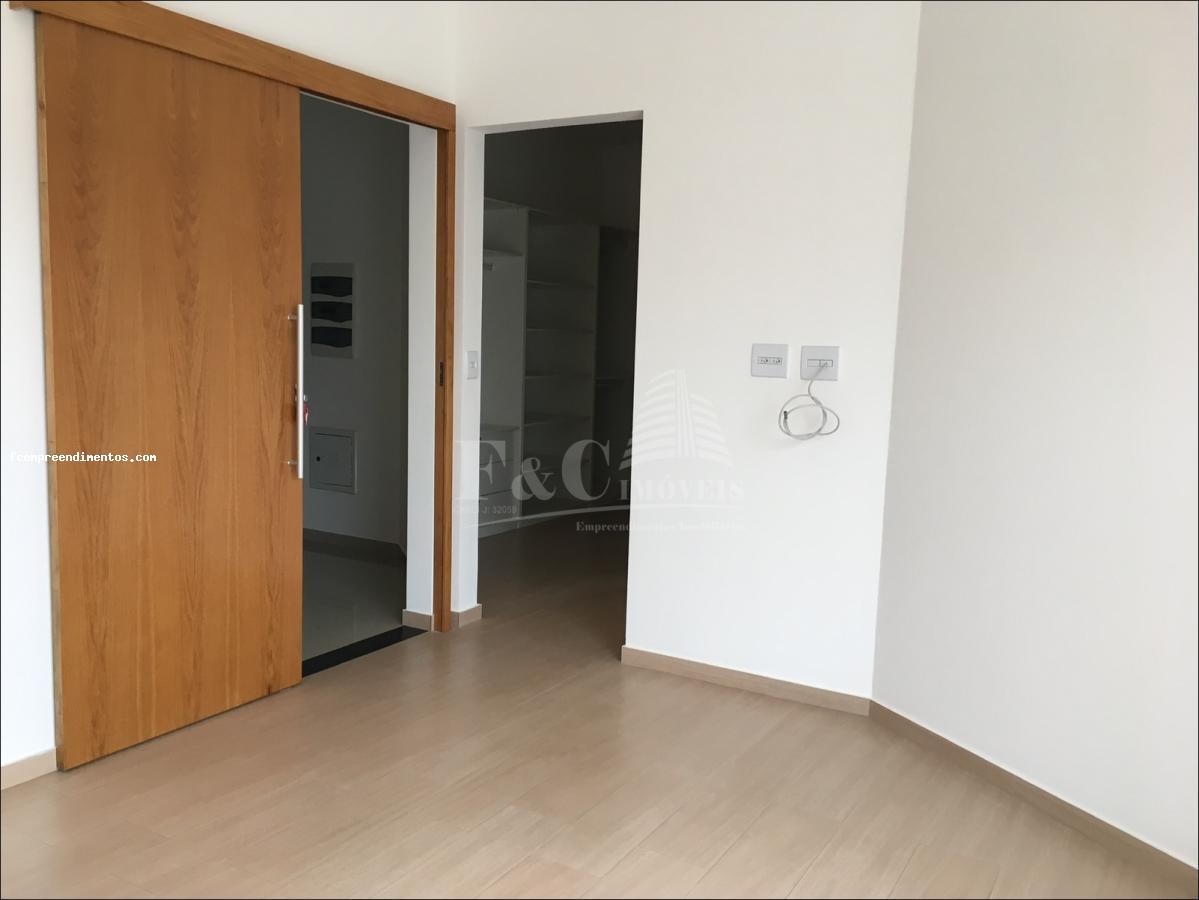 Casa à venda com 3 quartos, 250m² - Foto 16