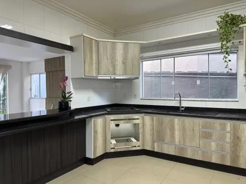 Casa, 3 quartos, 215 m² - Foto 3