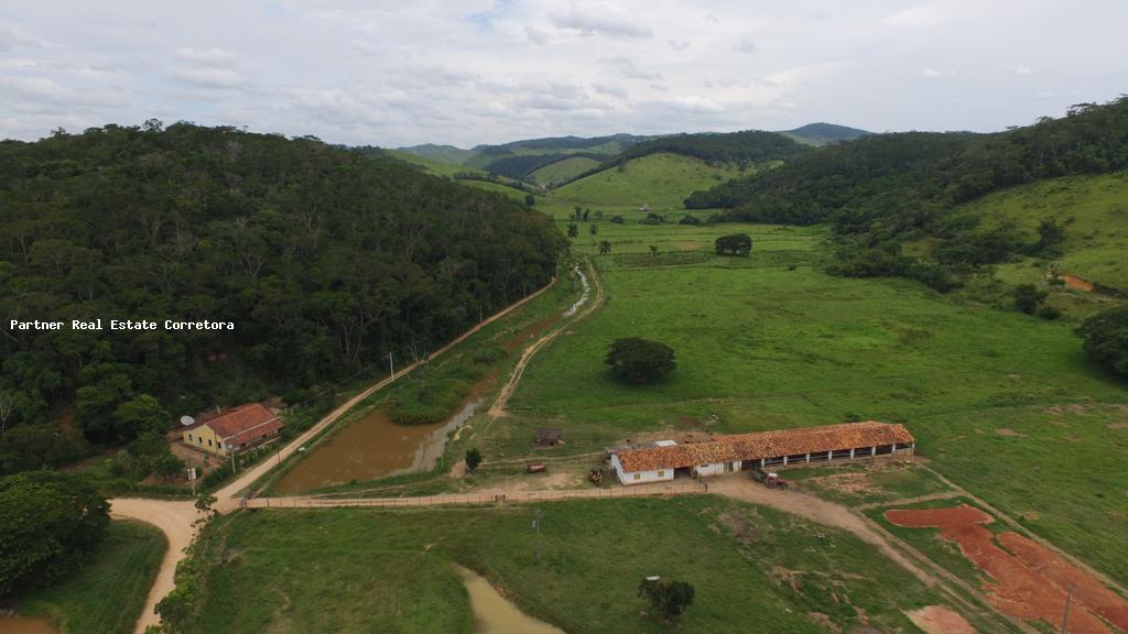 Fazenda à venda com 11 quartos, 540m² - Foto 23