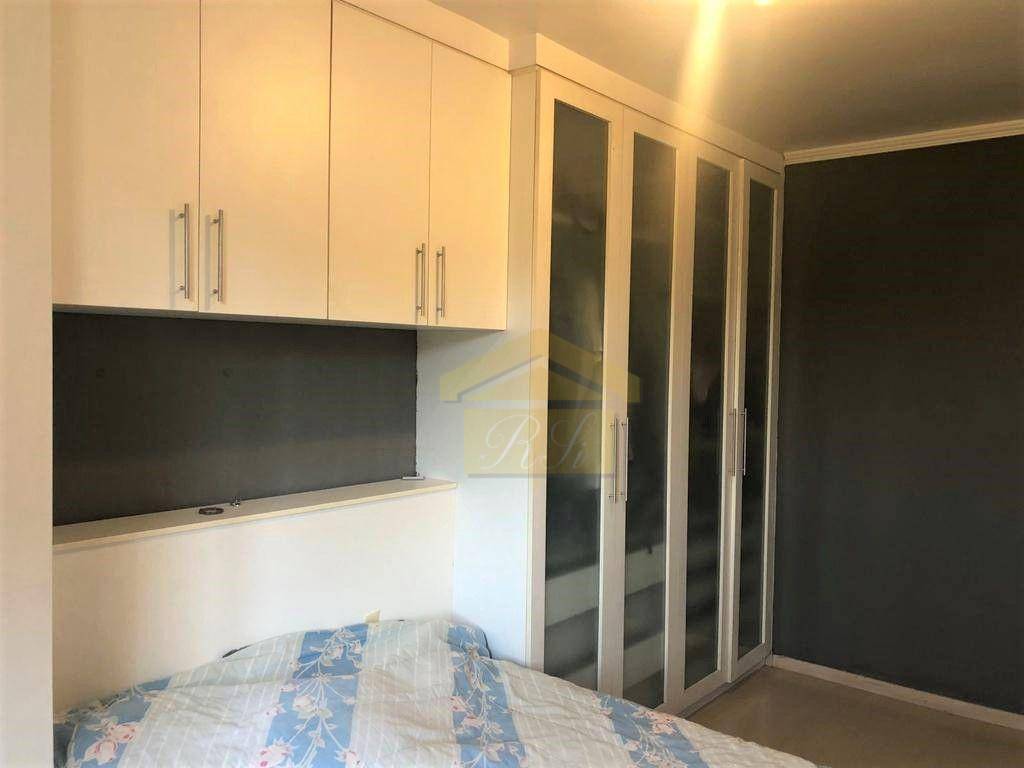 Apartamento à venda com 2 quartos, 67m² - Foto 4