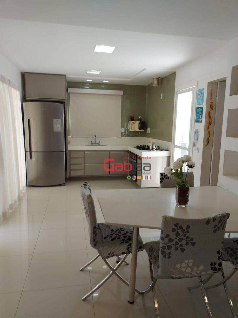 Casa à venda com 3 quartos, 250m² - Foto 12