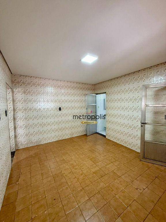 Sobrado à venda com 2 quartos, 189m² - Foto 10