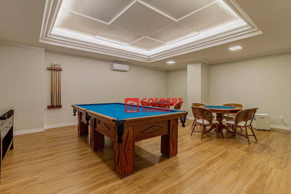 Apartamento para alugar com 3 quartos, 118m² - Foto 19