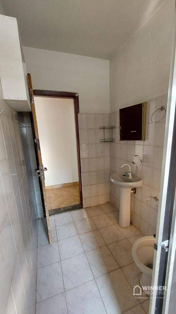 Casa à venda com 3 quartos, 300M2 - Foto 7