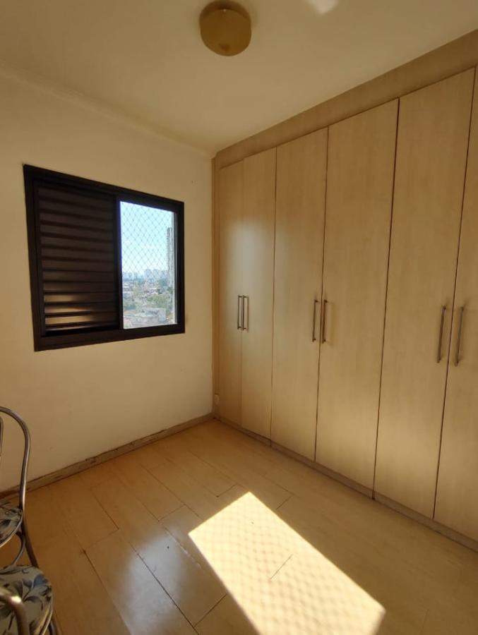 Apartamento à venda com 3 quartos, 94m² - Foto 12