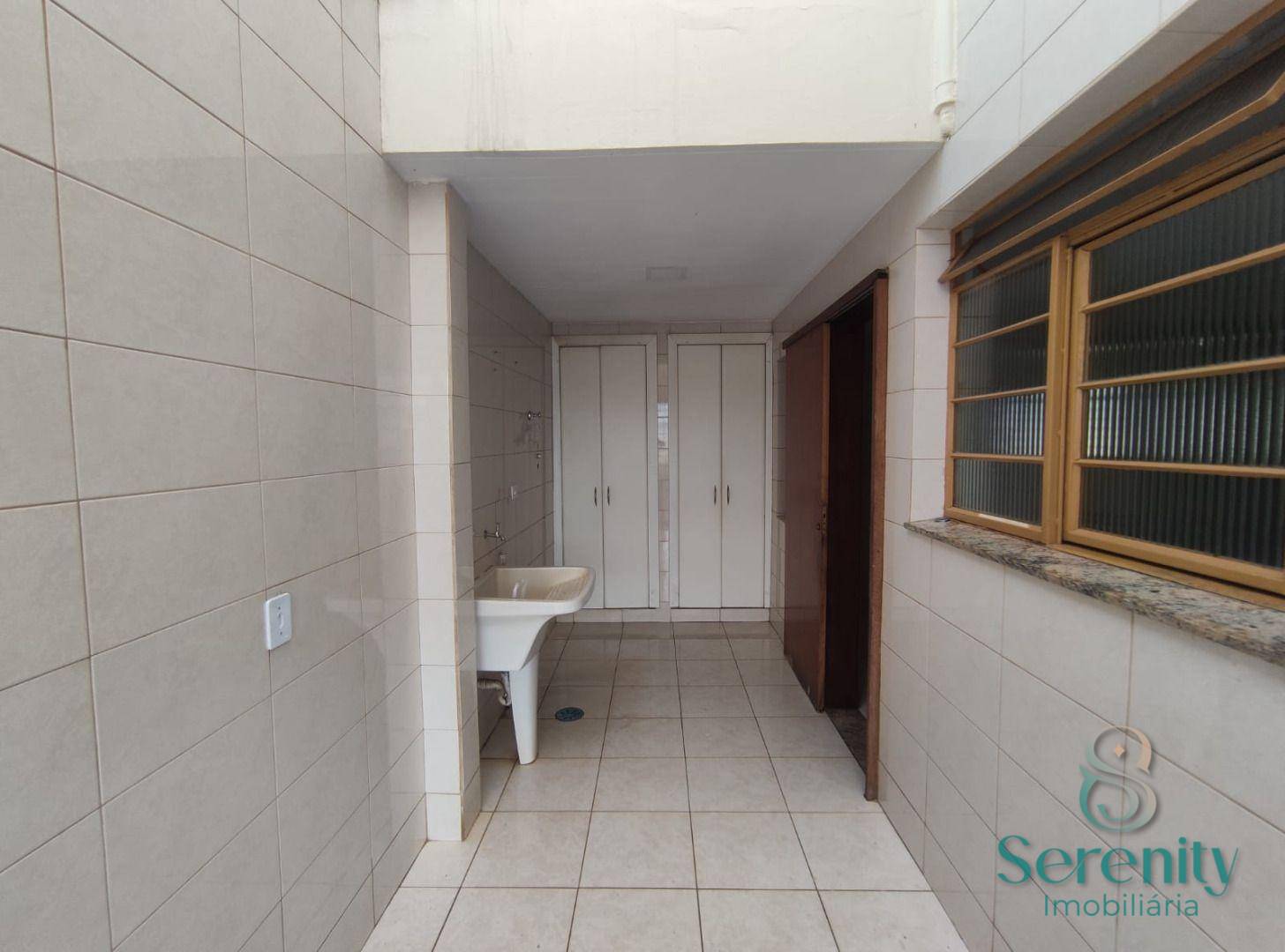 Sobrado à venda com 4 quartos, 321m² - Foto 40