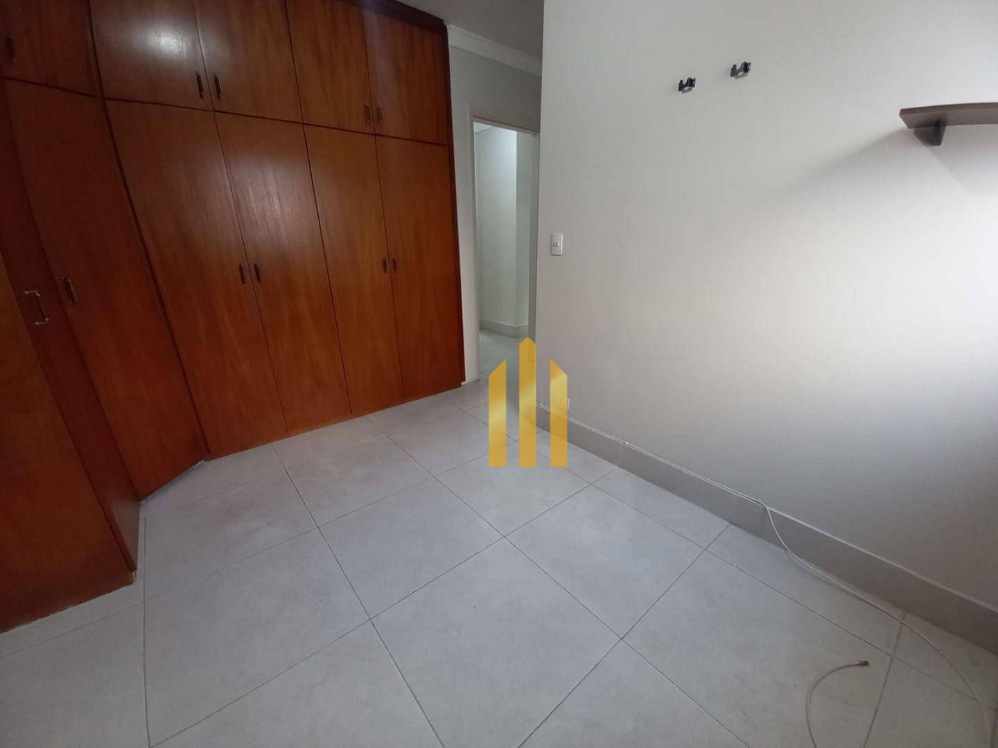 Apartamento para alugar com 3 quartos, 90m² - Foto 23