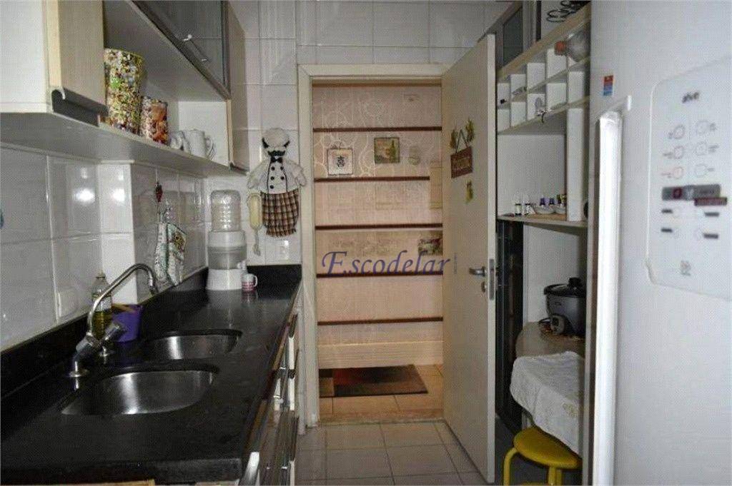 Apartamento para alugar com 2 quartos, 87m² - Foto 20