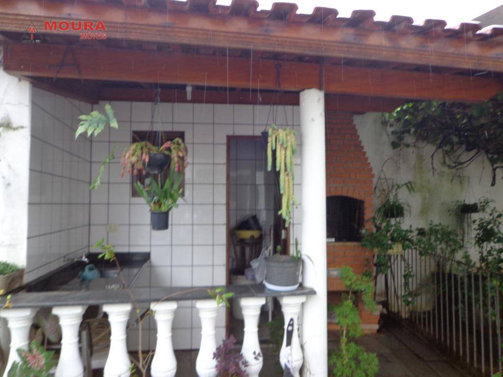 Sobrado à venda com 4 quartos, 400m² - Foto 1