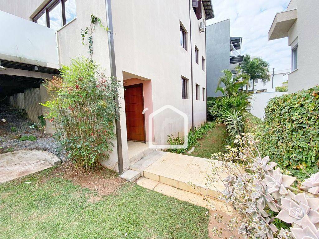 Casa de Condomínio à venda com 3 quartos, 330m² - Foto 27