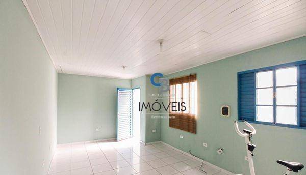 Casa à venda com 4 quartos, 145m² - Foto 2