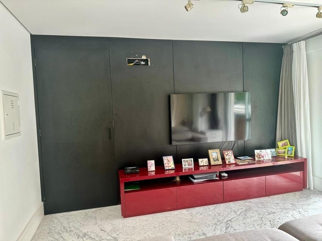 Apartamento à venda com 2 quartos, 155m² - Foto 6