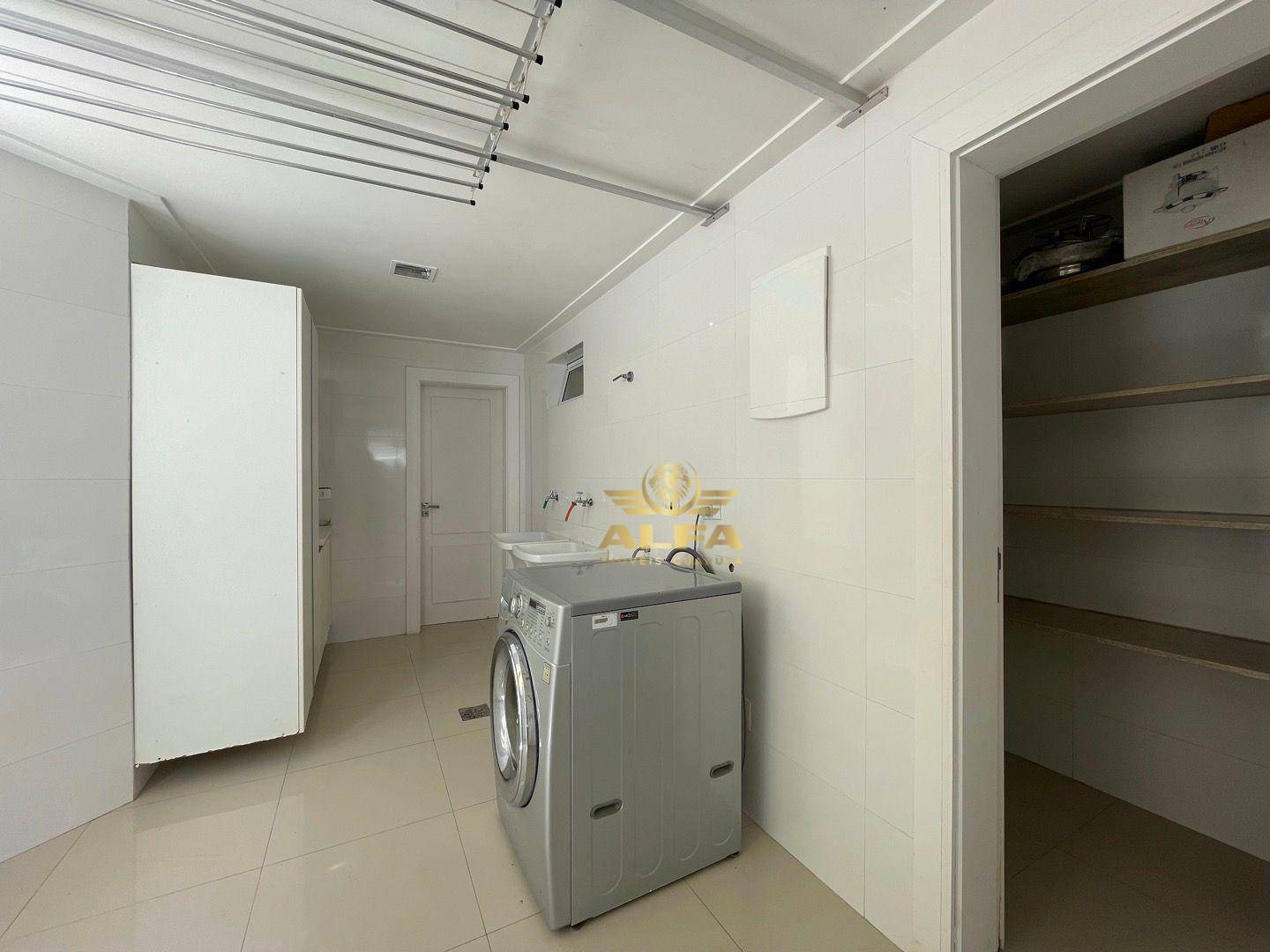 Casa de Condomínio à venda com 6 quartos, 1000m² - Foto 23