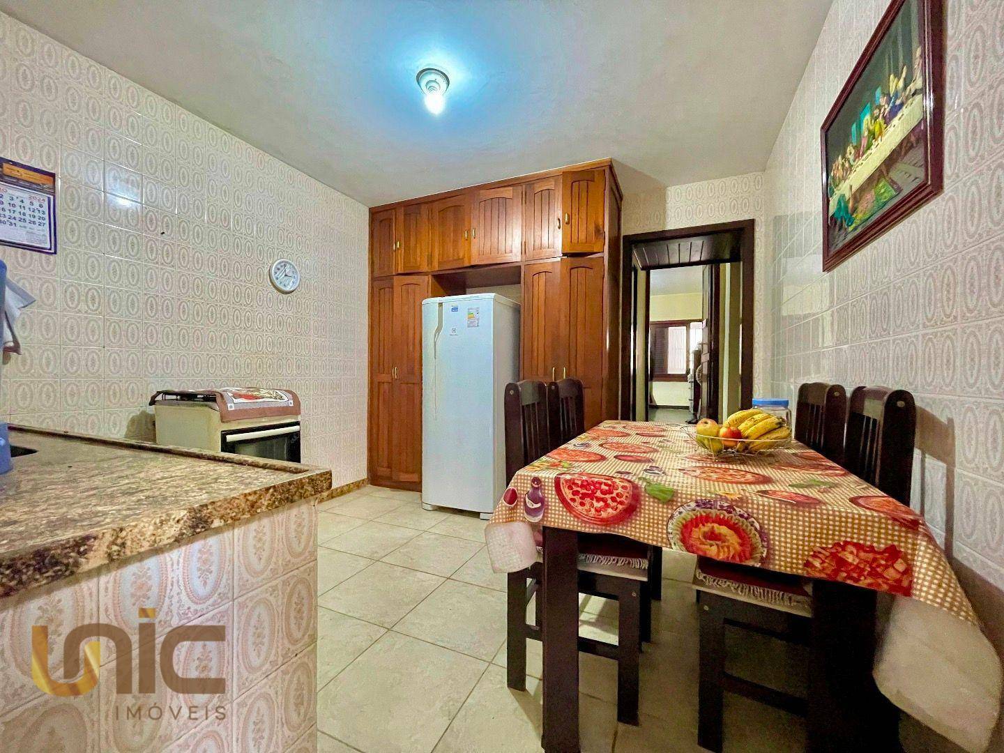 Casa à venda com 2 quartos, 56m² - Foto 18