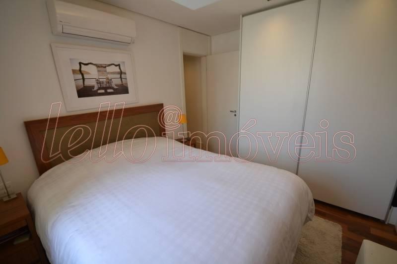 Apartamento à venda com 3 quartos, 185m² - Foto 8