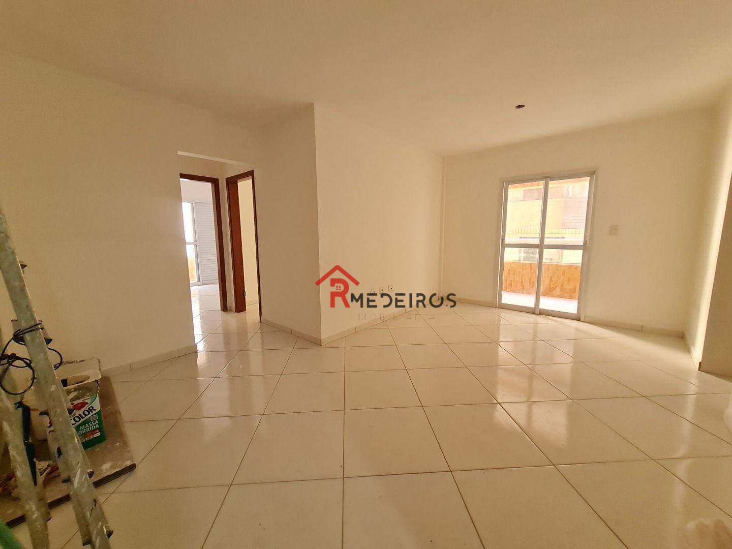 Apartamento à venda com 2 quartos, 75m² - Foto 9