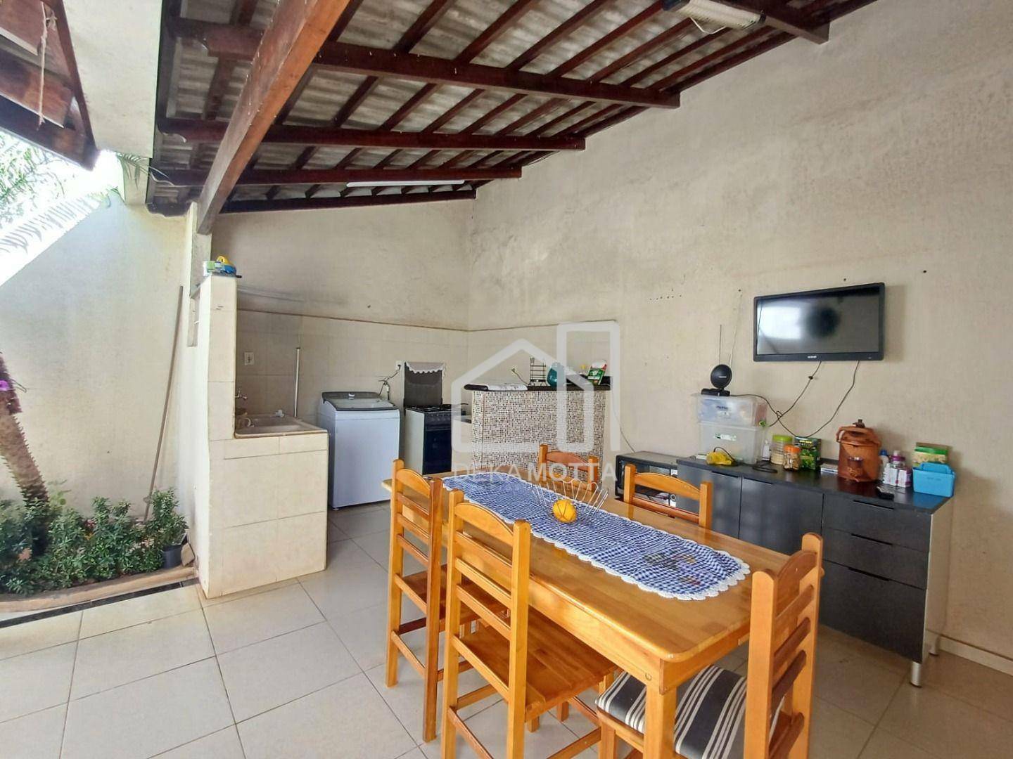 Casa à venda com 3 quartos, 194m² - Foto 5