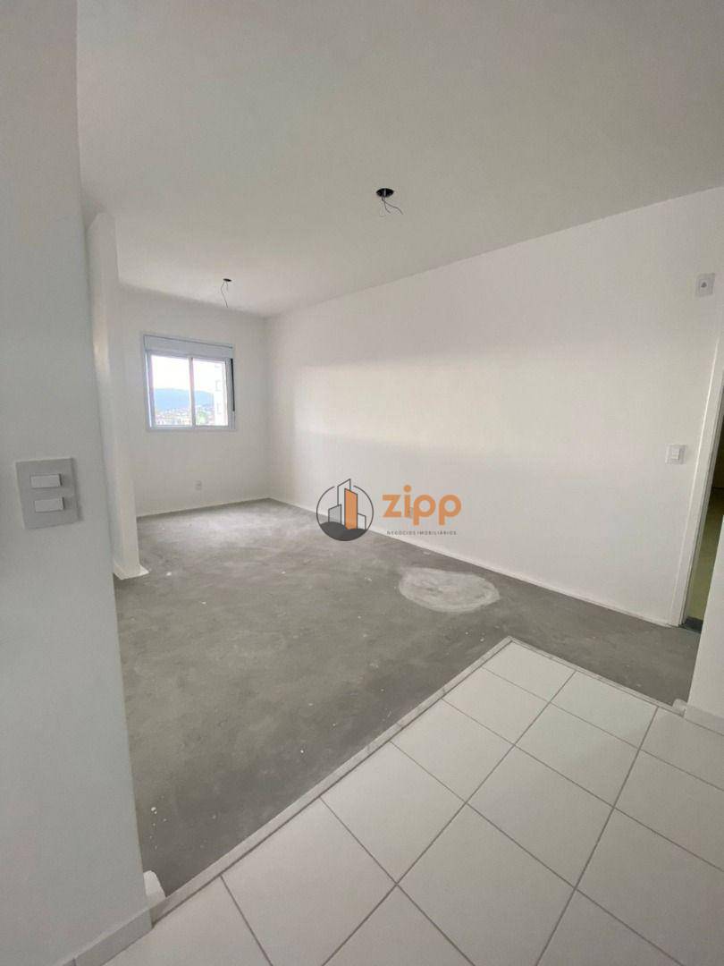 Apartamento à venda com 1 quarto, 42m² - Foto 1