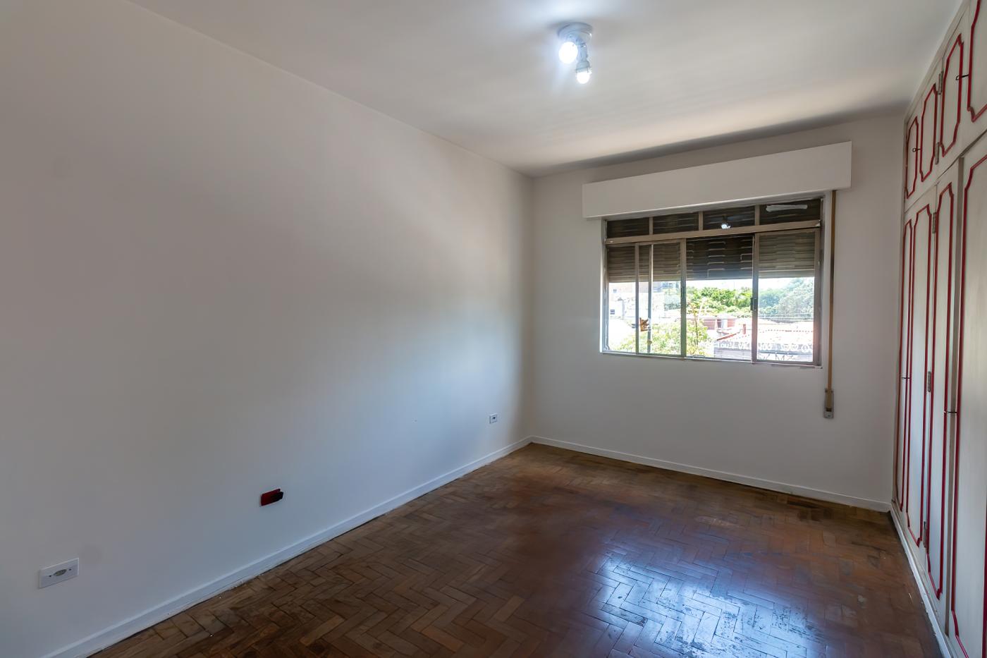 Apartamento à venda com 3 quartos, 153m² - Foto 3