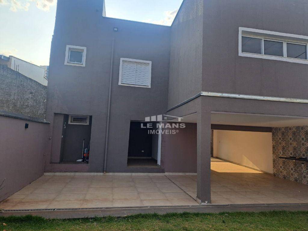 Casa à venda com 3 quartos, 180m² - Foto 18